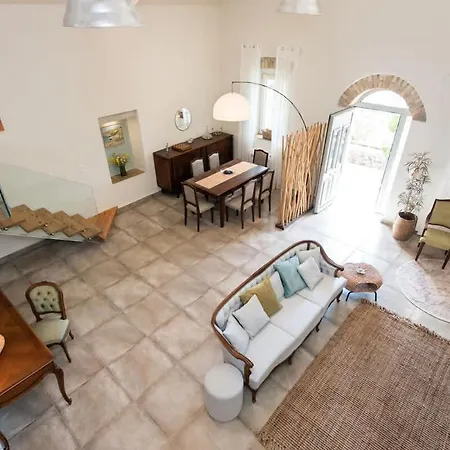 Iliopetra Corfu With Access To Shared Pool בית נופש *