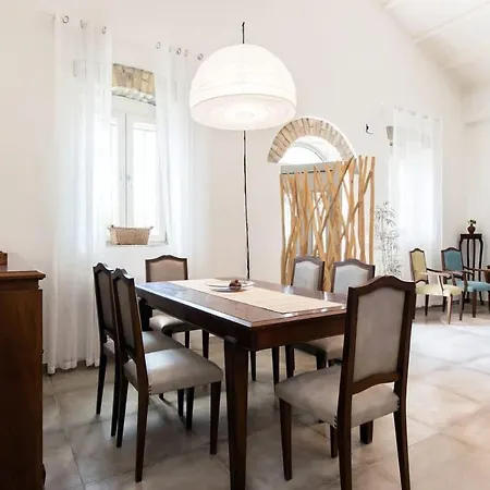 펜션 Iliopetra Corfu With Access To Shared Pool