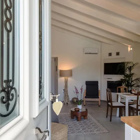 Iliopetra Corfu With Access To Shared Pool * Ágios Ioánnis